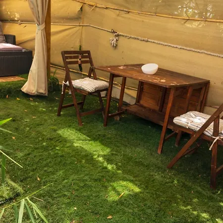 Campeggio Jabuti Autocaravana Con Porche Y Aparcamiento Cadice