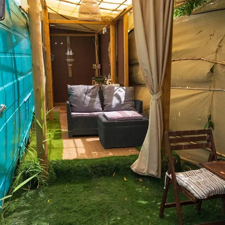 Jabuti Autocaravana Con Porche Y Aparcamiento *