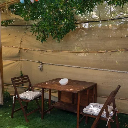 Jabuti Autocaravana Con Porche Y Aparcamiento Campeggio