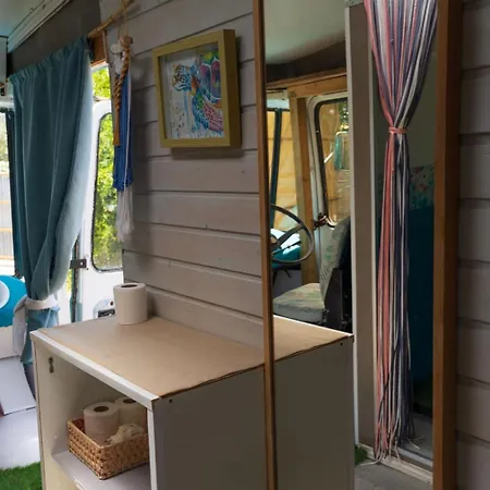 Jabuti Autocaravana Con Porche Y Aparcamiento *